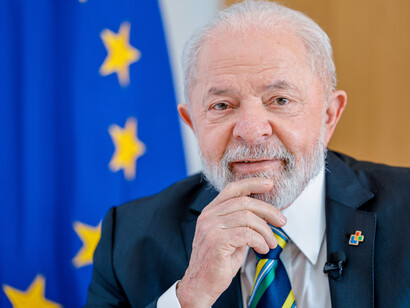 O maior desafio da esquerda hoje é reconquistar o eleitor de baixa renda com propostas viáveis e que atendam às suas necessidades imediatas. 
Presidente da República, Luiz Inácio Lula da Silva, durante encontro com a Presidenta da Comissão Europeia, Ursula von der Leyen. Edifício Le Berlaymont, Gabinete, – Bruxelas - Bélgica, 17.07.2023. Foto de Ricardo Stuckert/PR