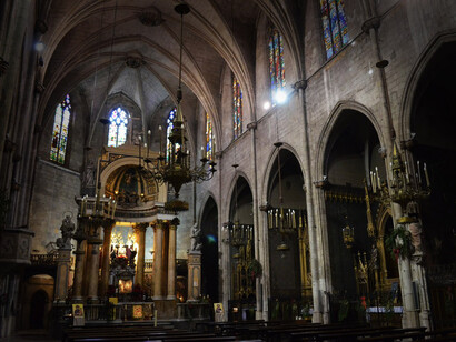 Interior de la basílica de los santos Justo y Pastor, Barcelona