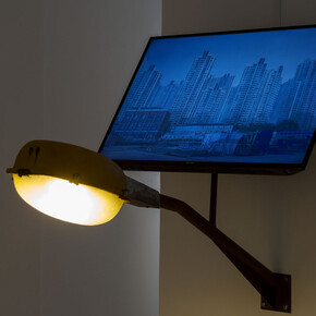 Hu Weiyi. Courtesy of HDM Gallery