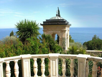 Pavillon e Loggia, Giardini Hanbury, Liguria, Italia