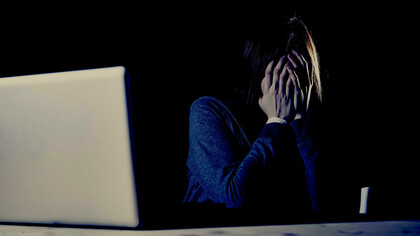 Violencia digital contra las mujeres