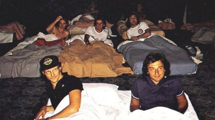 La griglia di Formula Uno in sciopero in una camera d’hotel a Kyalami, Sud Africa, nel gennaio del 1982