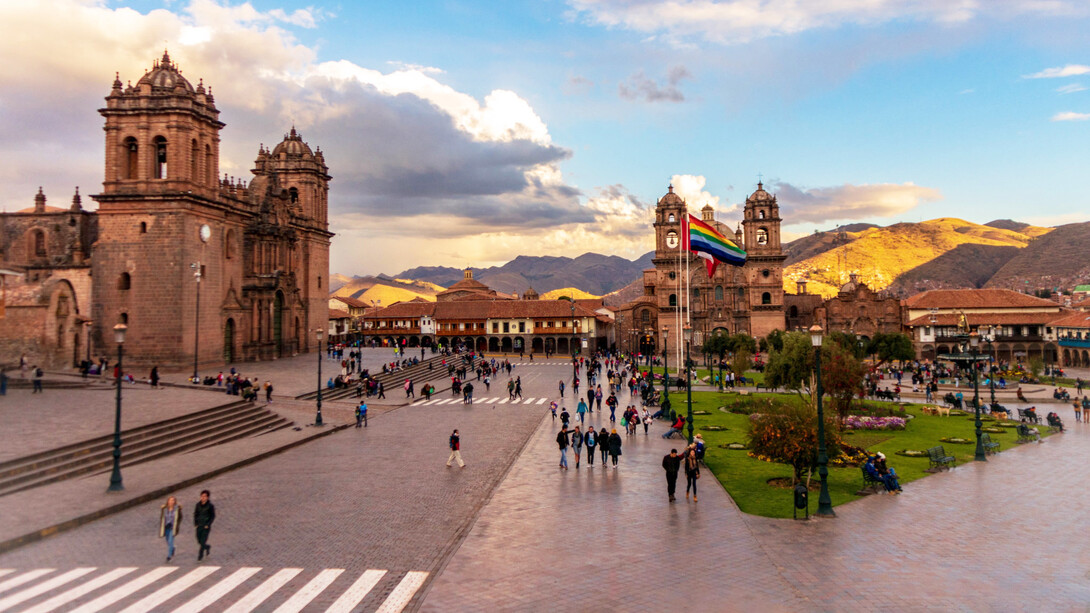 Plaza de Armas en la ciudad de Cusco, Perú