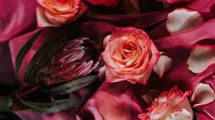 Un profumo è molto più di una fragranza: è un ricordo, un'emozione catturata in una bottiglia