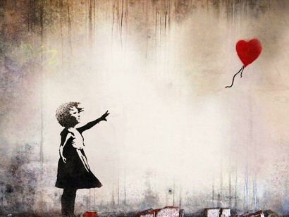Reproducción de la famosa «Niñacon globo» de Bansky