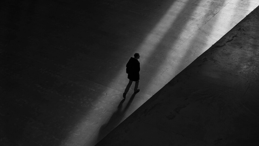 Gli angoli se visti da distanza e raggiunti piano nascondono una meravigliosa possibilità: quella di incontrarti