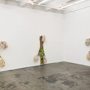 Mike Cloud, Holistic abstraction, exhibition view. Courtesy of Thomas Erben Gallery