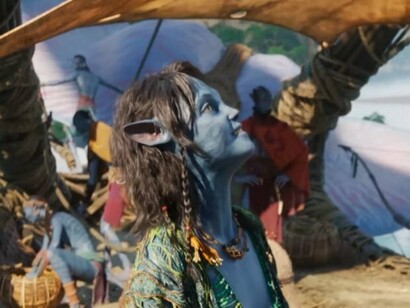 É curioso notar que os grandes pontos de virada na história do cinema têm origem em avanços tecnológicos. Não me refiro aqui à evolução da linguagem cinematográfica, aos avanços nos temas tratados, ao aperfeiçoamento da interpretação, da narrativa, todos esses elementos que nos conduziram ao cinema como o conhecemos hoje. A tecnologia, por si só, foi um fator determinante para a construção do filme e sua evolução artística




