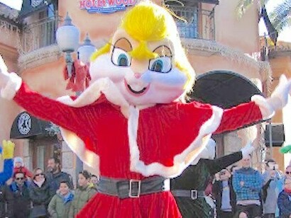 Personagem Lola Bunny na Vila Looney Tunes, Madri, Espanha