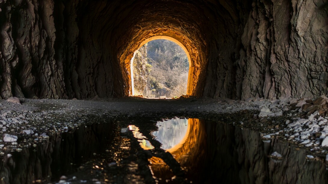 Il burnout è una condizione di esaurimento profondo, in cui mente, corpo e spirito sembrano svuotati di ogni energia