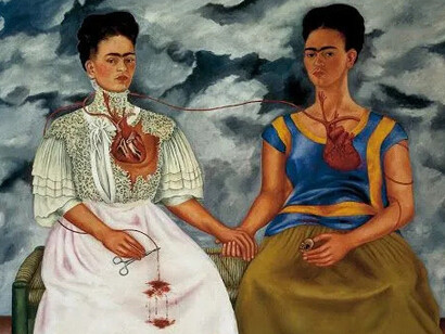 Descubra a complexa vida pessoal de Frida Kahlo, marcada por amor, dor e luta por independência. Pintura intitulada "As duas Fridas", 1939