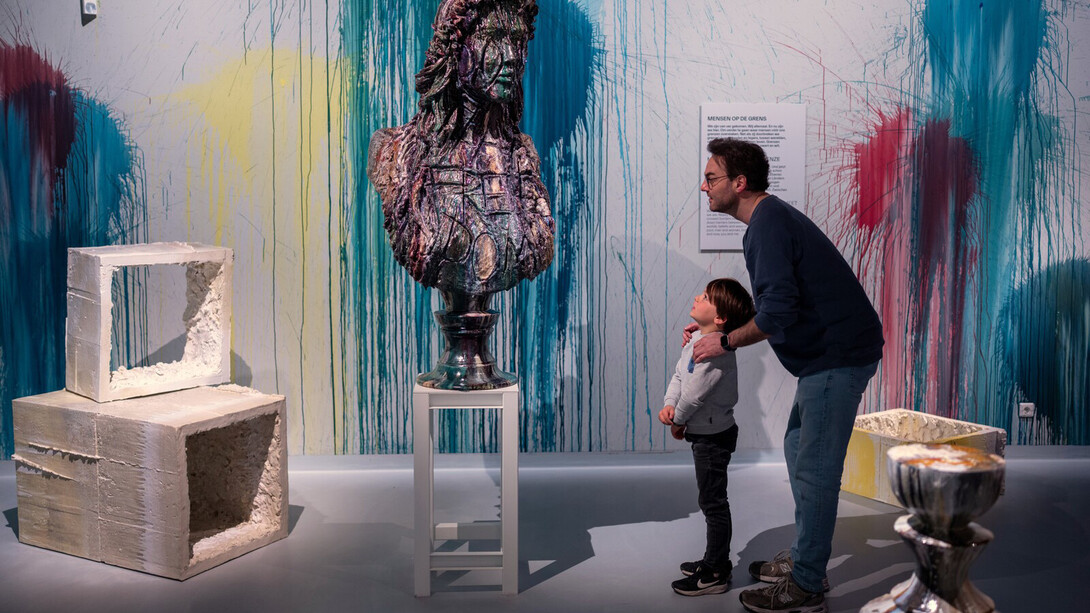 Where people meet, exhibition view. Courtesy of Valkhof Museum