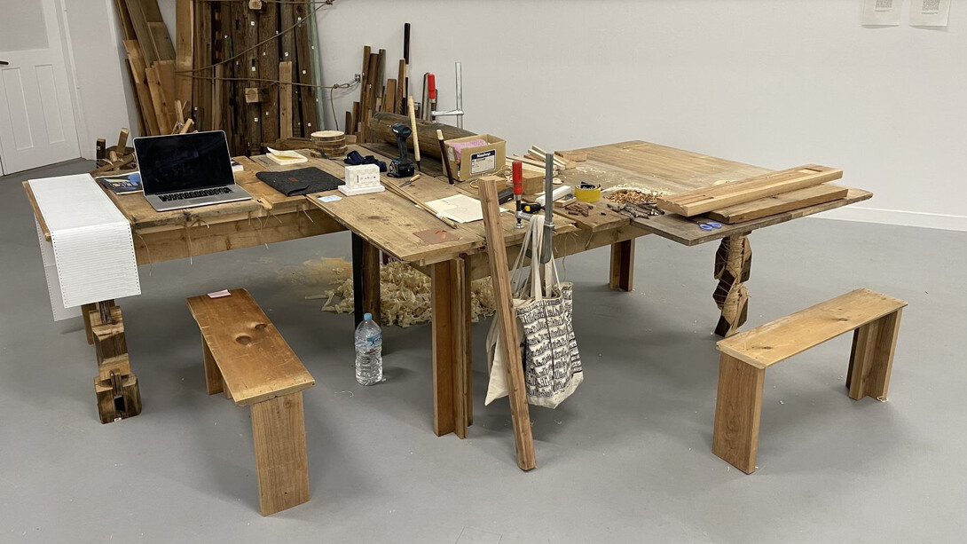 Scénographie de Toshikatsu Kiuchi. Avec l'aimable autorisation de la Galerie Jocelyn Wolff