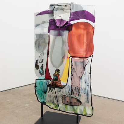 Jessica Jackson Hutchins,
Presence (detail), 2017,
fused glass, ceramic, steel,
55h x 30w x 12d in,
139.70h x 76.20w x 30.48d cm. Courtesy of the artist and Adams and Ollman Gallery