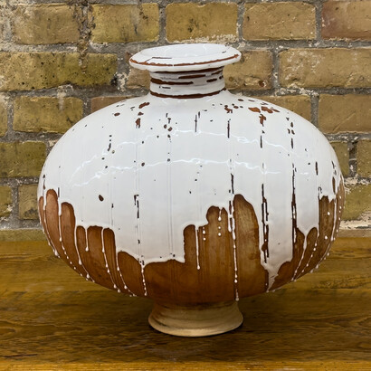 Ai Weiwei, A Han dynasty vase with a newly applied glaze (detail), 2024. Courtesy of Vito Schnabel Gallery