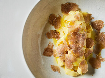 Il tartufo taglio a scaglie o da grattugiare delicatamente sia in padella che nel piatto