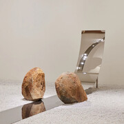 Lee Ufan, Quiet resonance, exhibition view. Courtesy of the Art Gallery of New South Wales