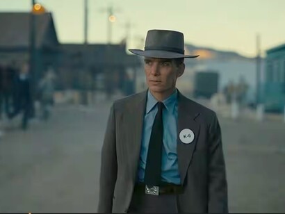 Cillian Murphy em cena do filme Oppenheimer