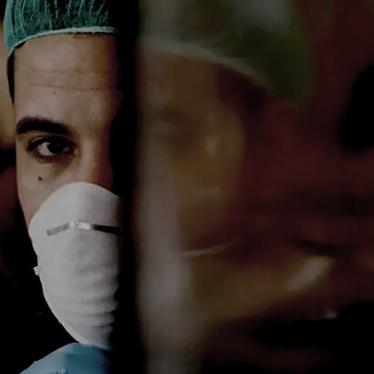 Un trabajador de una panadería en la Gaza