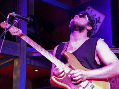 La Inédita durante una presentación en El QuinQué, Arequipa, Perú, 18 de mayo de 2018