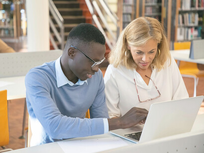 La universidad para responder a la necesidad de nuestro tiempo depende del método Princonser para la innovación académica y de la investigación