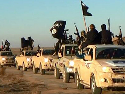 Batería de coches repletos de soldados del ISIS