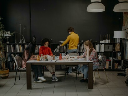 Falar uma língua produz pensamento e fomenta a criatividade