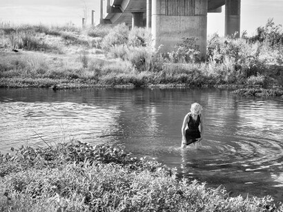 Katy Grannan, Deb soaking wet, Tuolumne River, Modesto, CA, 2013