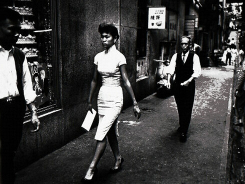 Ed van der Elsken, Hong Kong, 1960. Courtesy of Howard Greenberg Gallery