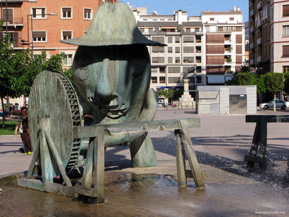 Castellón. Estatua en el centro de la ciudad