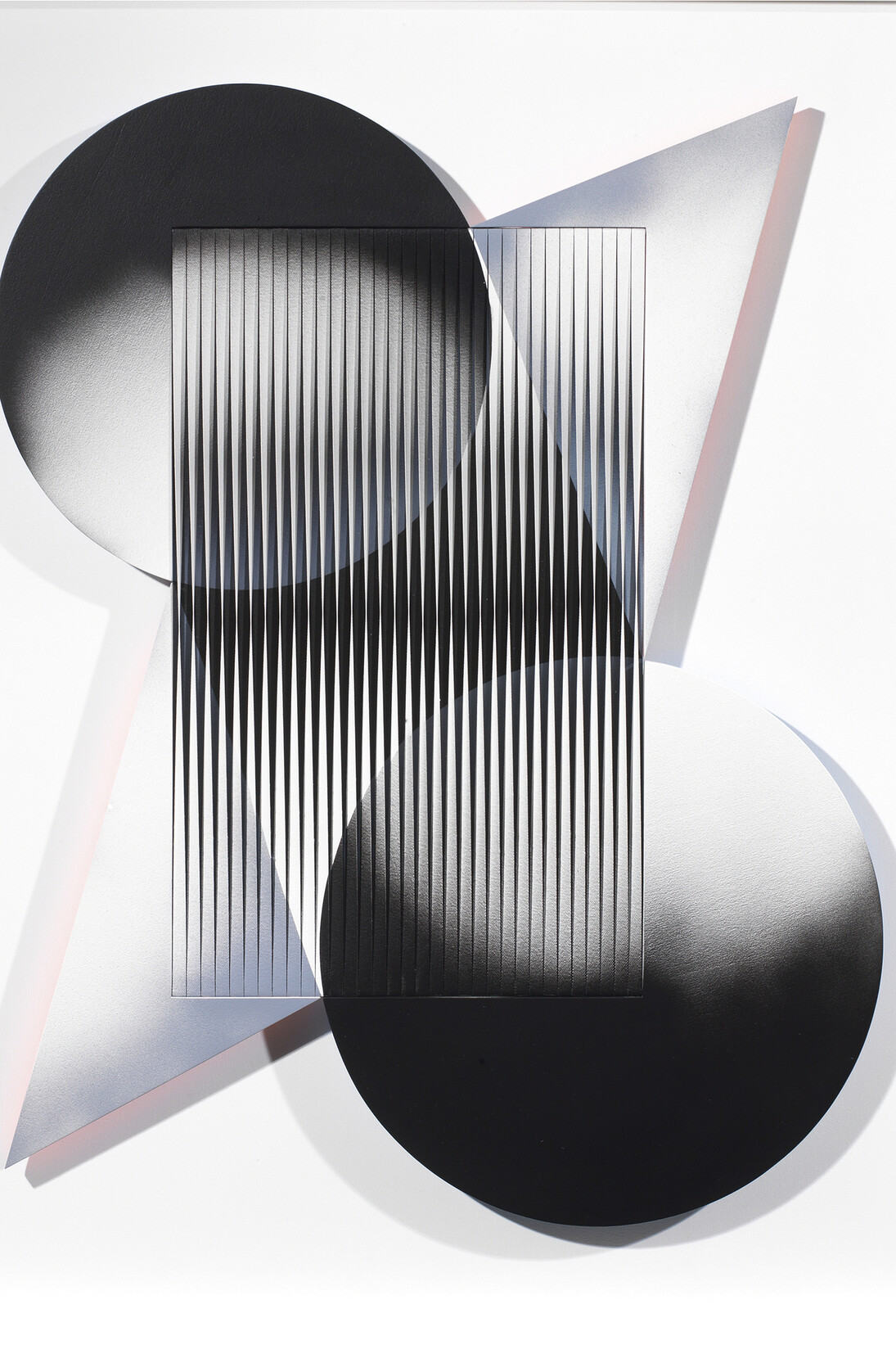 Alberto Biasi, … ovvero spacca il cappello in due, 2007, Courtesy Tornabuoni Art Gallery 