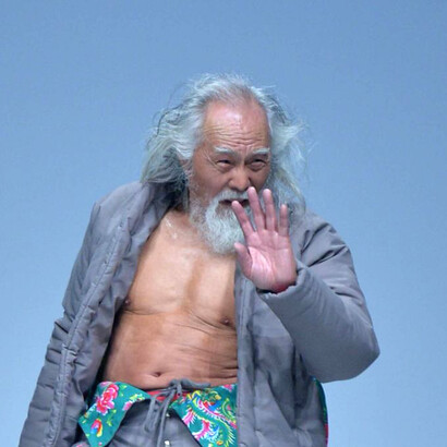 Wang Deshun originalmente trabajó como conductor de autobús y luego en una fábrica para el ejército