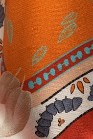 Orange Fiber è una startup italiana nata a Catania nel 2014 con l’obiettivo di trasformare gli scarti delle arance in un tessuto sostenibile e innovativo