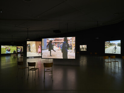 Francis Alÿs – Children’s Games. Dec 2019 – March 2020, Eye Filmmuseum, Amsterdam. © Studio Hans Wilschut