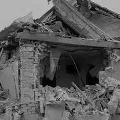 Parole che raccontano di palazzi squartati dai missili