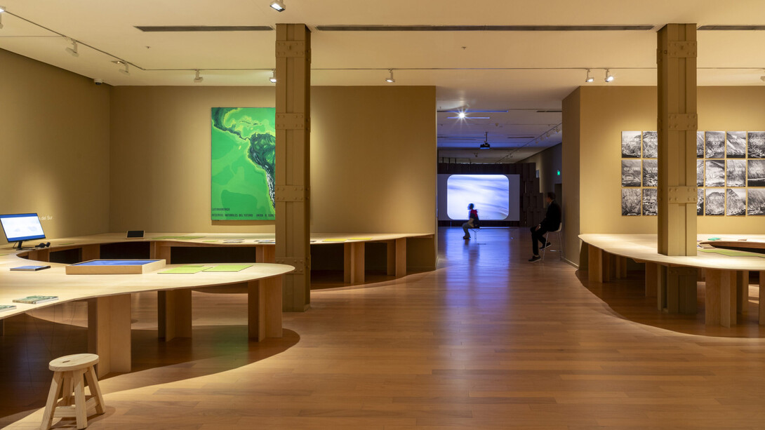 Naturaleza arquitecta, vista de exhibición. Cortesía del Museo de Arte Moderno de Buenos Aires