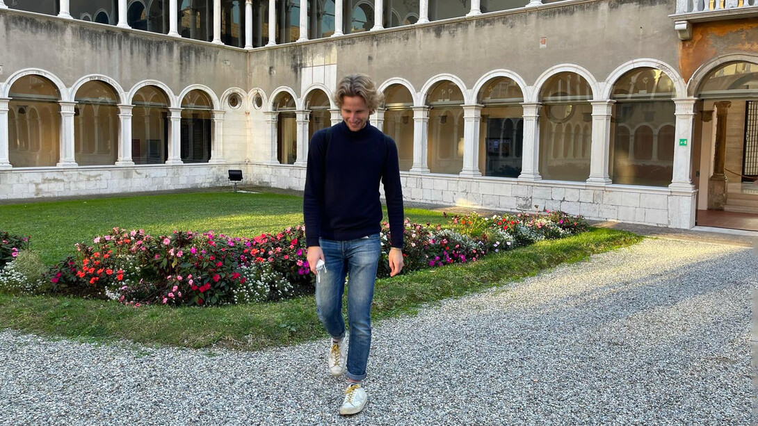 Federico: la bellezza viaggia in compagnia di timidezza, sensibilità e insicurezza