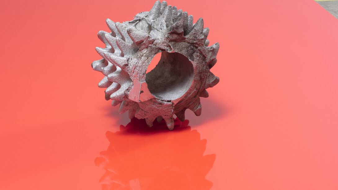 Nevine Mahmoud, Tunnel chunk with color plane (detail), 2015, Aluminum, Laminate, Wood, 49 x 12 x 108”