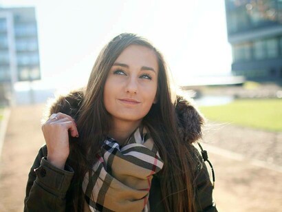 A student wondering if she can juggle both a job while pursuing a degree in bachelor of arts