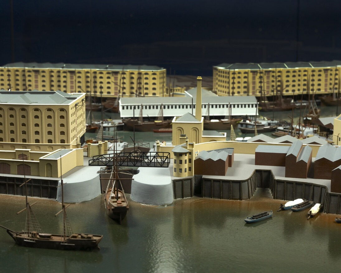 City and River. Courtesy of Museum of London Docklands