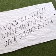 die Blaue Distanz, Handtuchgang (detail), 2019/2026. Mit freundlicher genehmigung der Kunstsammlungen Chemnitz