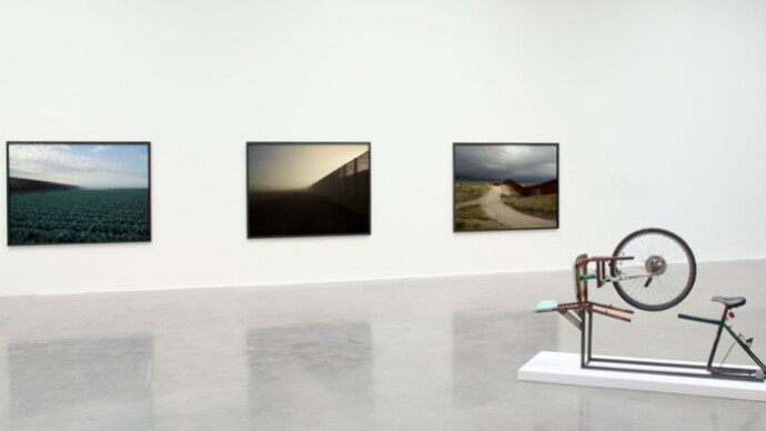 Richard Misrach and Guillermo Galindo, Exhibition view. Courtesy of Pace Gallery