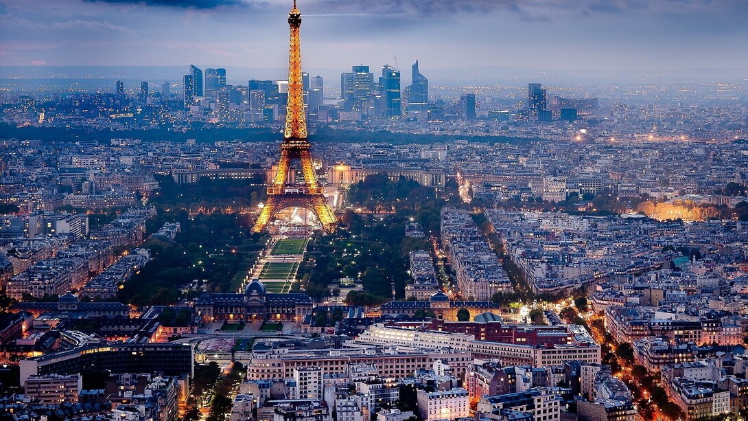 Parigi di notte