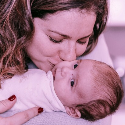 El arrullo genera, a través de las culturas, un vínculo indisoluble entre una madre y su bebé