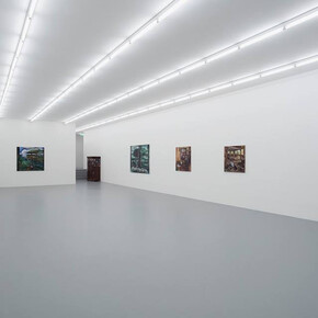 Ragazze dietro le sbarre. Courtesy of Giò Marconi