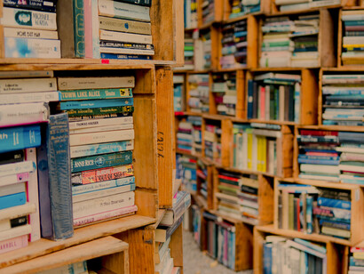 Vivir y escribir con sencillez está en todos, es un estado consiente presente en el fondo del ser