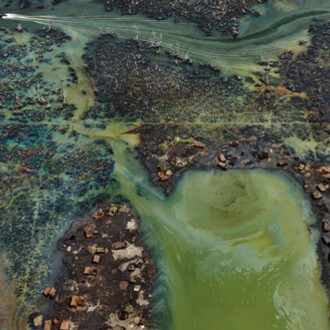 Edward Burtynsky 
Oil Bunkering #4, Niger Delta, Nigeria 2016 
photo © Edward Burtynsky, courtesy Admira Photography, Milan / Nicholas Metivier Gallery, Toronto

