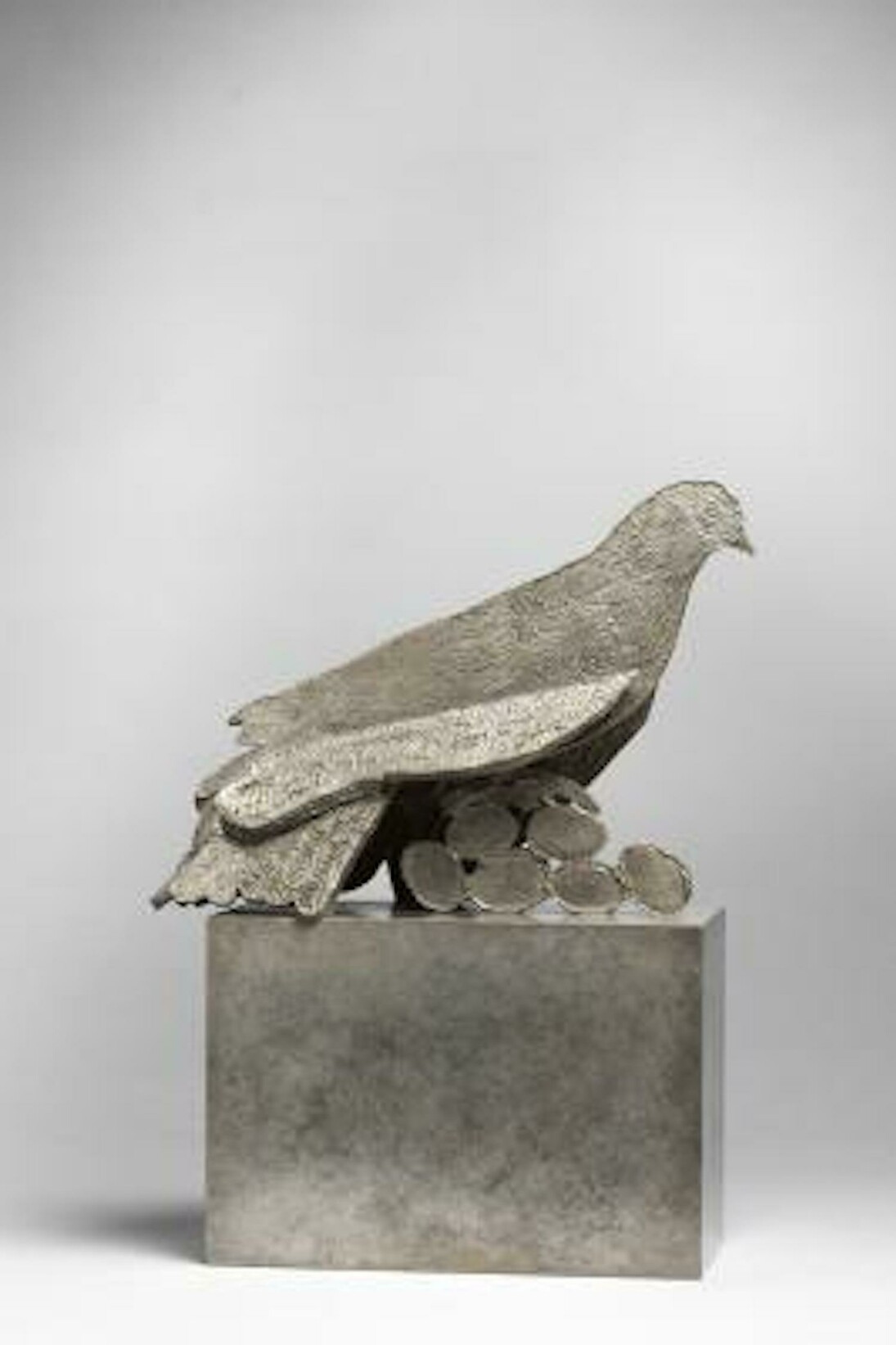 Kiki Smith, Exhibition view. Courtesy of Galerie Lelong