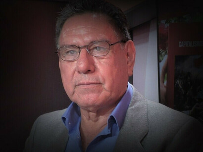 Julio Roldán è sociologo, dottore in filosofia presso l'Università di Brema. È stato professore in diverse università del Perù e della Germania