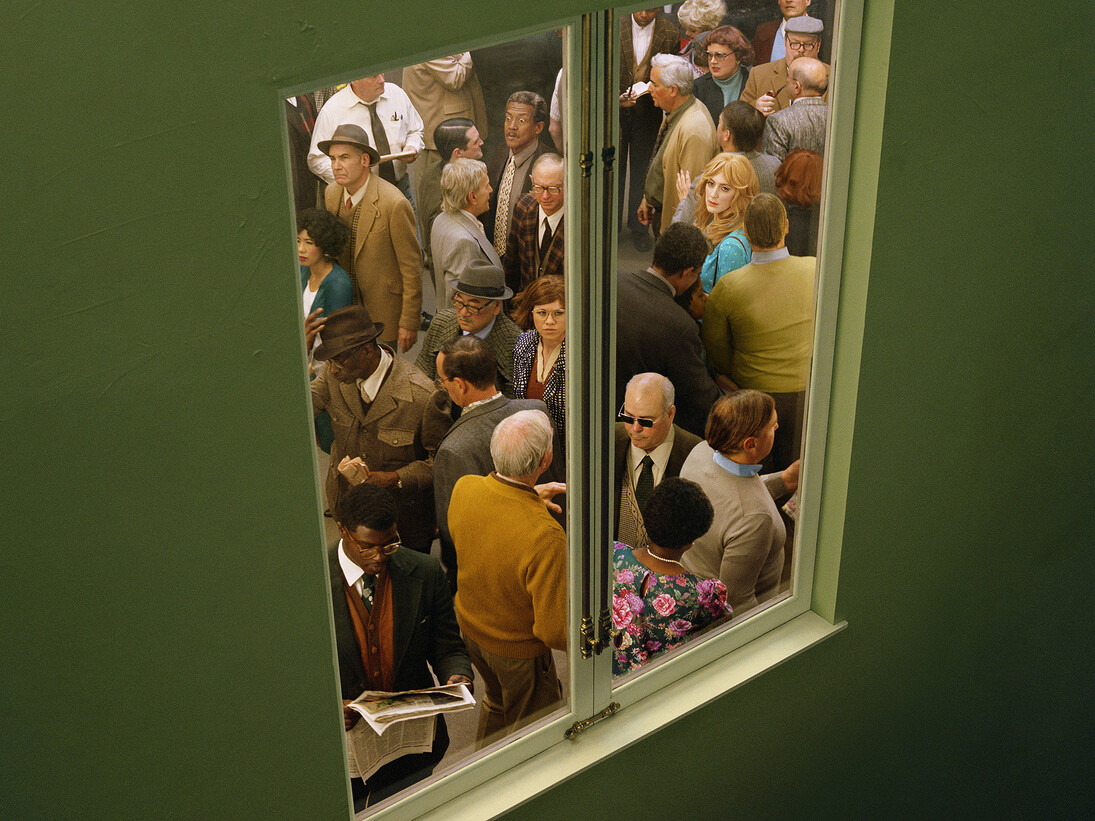Alex Prager, Crowd #5, (Washington Square West), 2013, Archival pigment print, Courtesy the artist and Lehmann Maupin, New York and Hong Kong